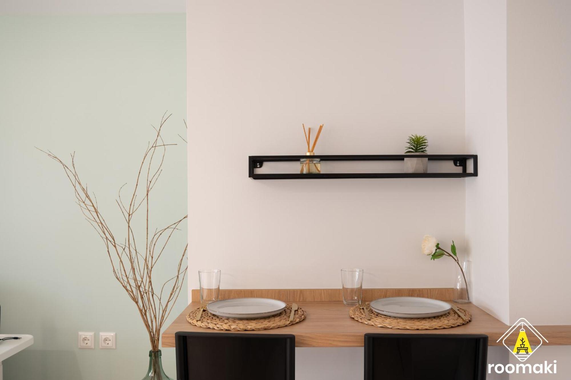 Roomaki - New & Stylish Studio In The Center With Parking Chalkida Bagian luar foto